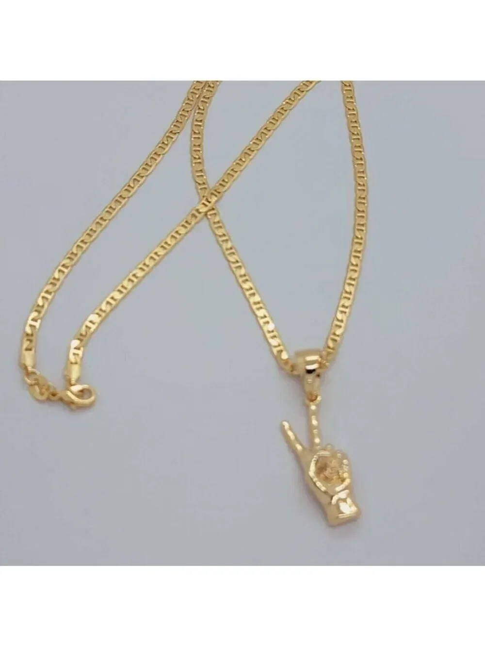 Brand New Brazilian 18k Gold Filled Hand w/ Peace Sign  Necklace